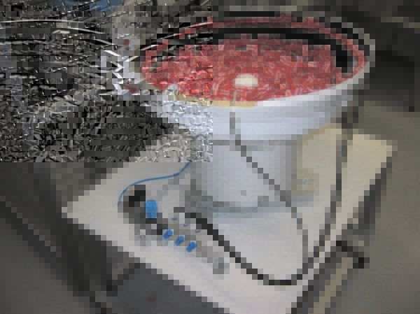 Bedruckanlage für Schneekettenteile – Bild 2