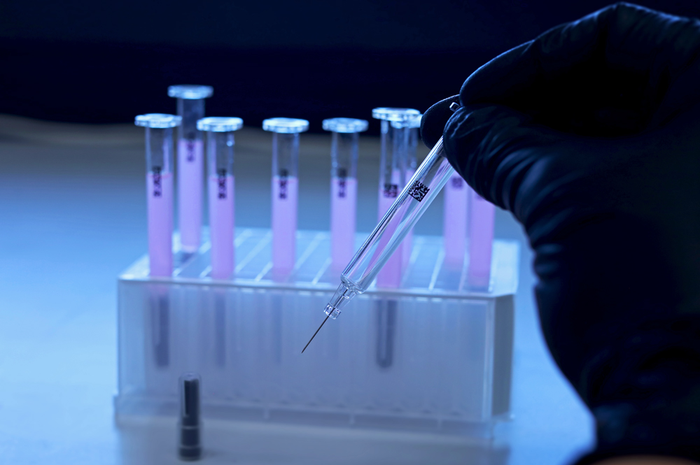 Labor-Equipment: Bedruckung von Reagenzgläsern aus  Glas