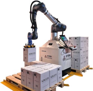 Palettierroboter palettiert Kartons der Szigeti Sektkellerei